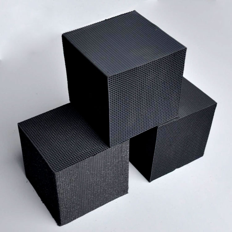 ��C����̿